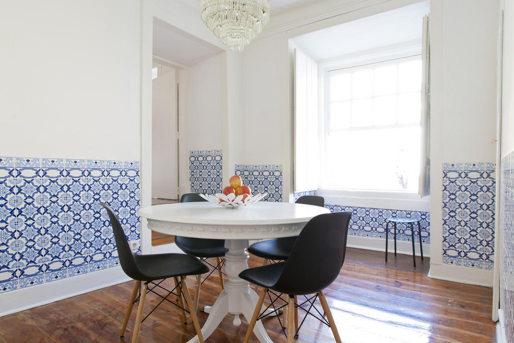 Bairrus Lisbon Apartments - Alfama Экстерьер фото
